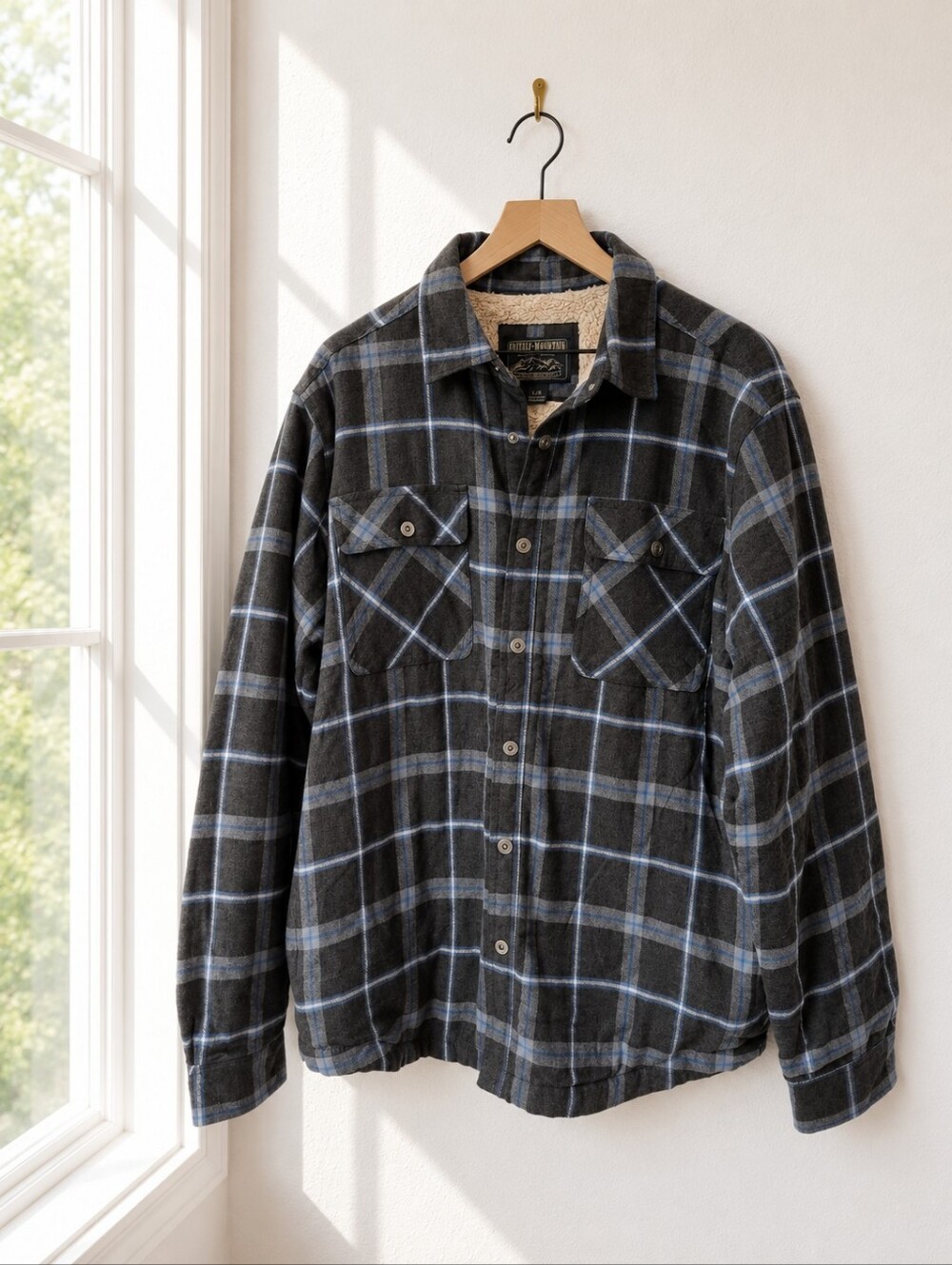 Grizzly‎ Mountain Sherpa Lined Plaid Flannel Jacket Men's L Blue Gray Shacket